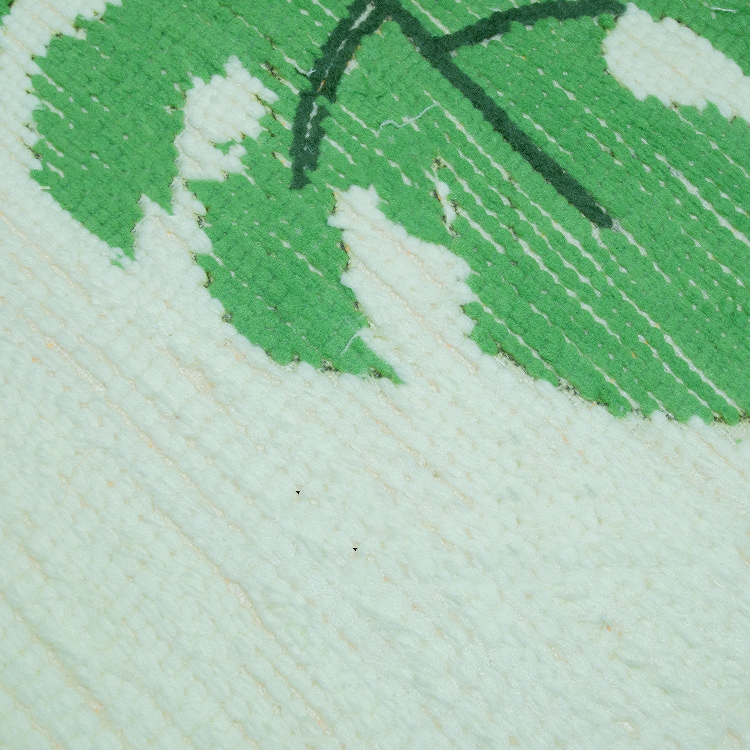 White Woodworking  Glue Gunwoven Carpet Tufts