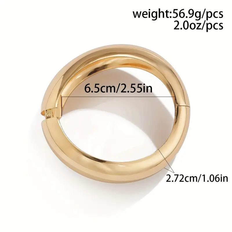3pcs Women's Metal Bracelet Set - Golden Hammer Pattern, Irregular High-Quality Holiday Bracelet Set with Star & Moon Charms