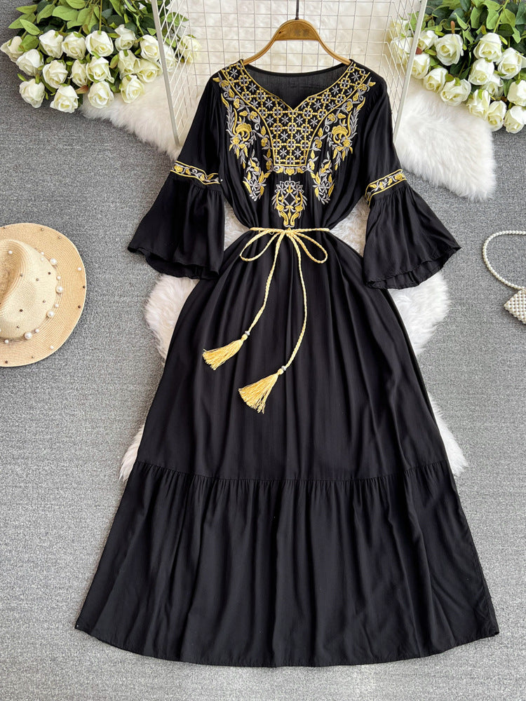 Travel Trumpet Sleeve E398 Style Embroidery Dress