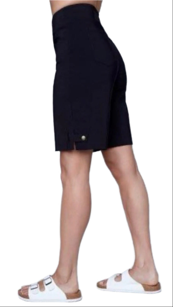 Carre Noir Bermuda Shorts 6834