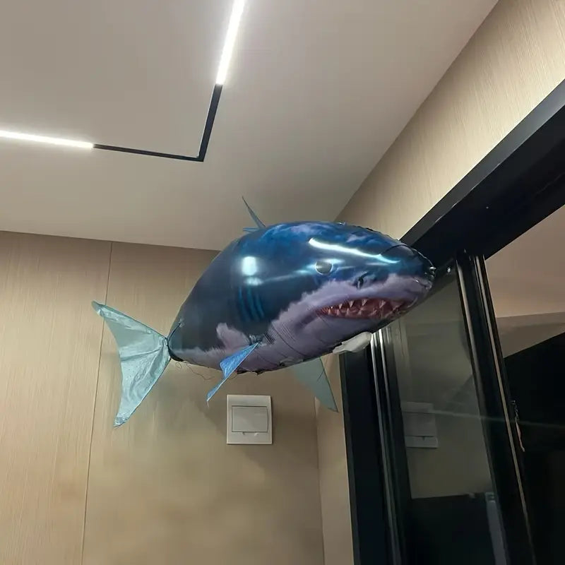 Remote Control Gliding Shark Inflatable, Realistic RC Flying Fish Balloon Toy